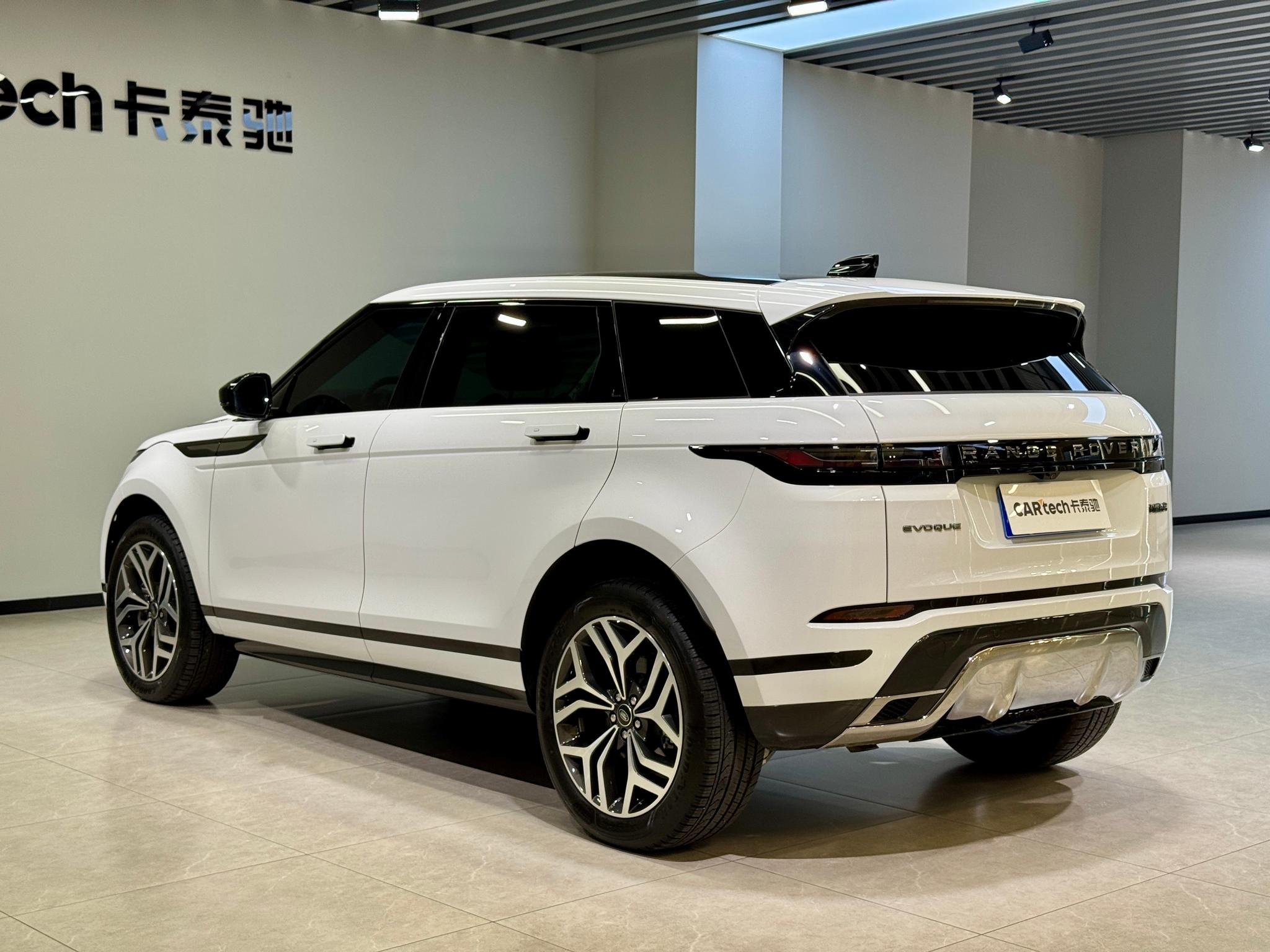 Land Rover Range Rover Evoque 2024 L 2.0T SE