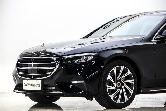 Mercedes-Benz E-Class 2025 E 300 L Luxury — фото 10