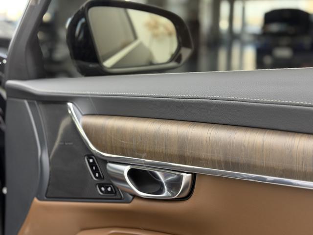 VOLVO S90 2023 — фото 9