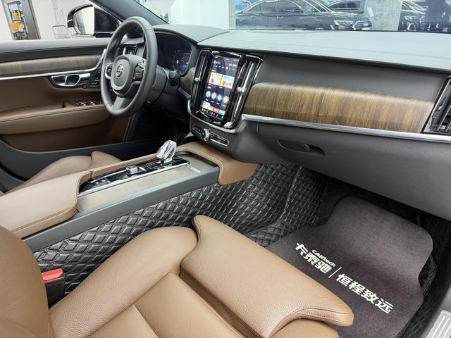 Volvo S90 id 3768829 из Китая 50