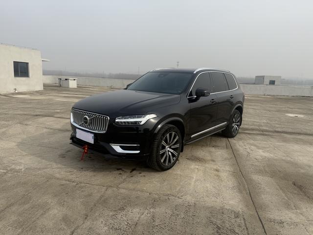 Volvo XC90 2023 Черный из Китая, фото 2