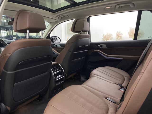 BMW X7 id 3816880 из Китая 8