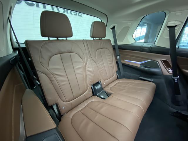 BMW X7 id 3816880 из Китая 10