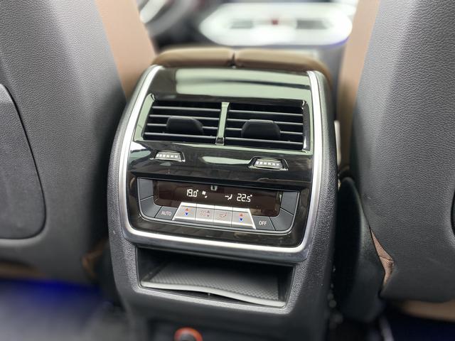 BMW X7 id 3816880 из Китая 37