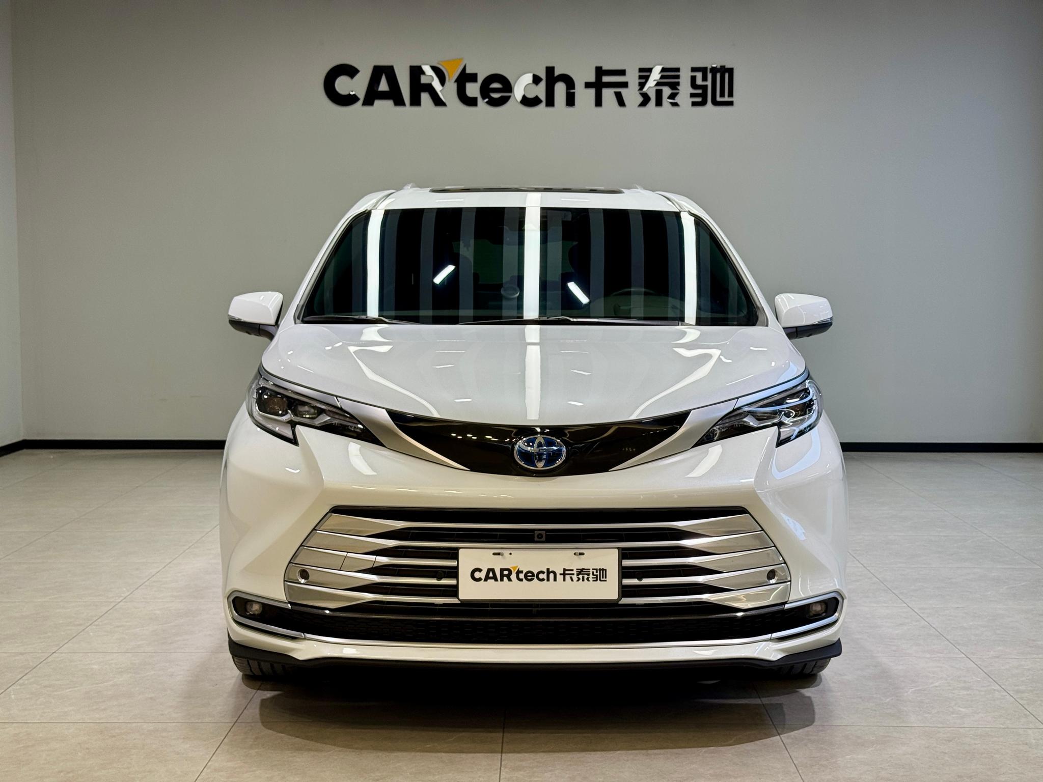 Toyota Sienna 2023 2.5L