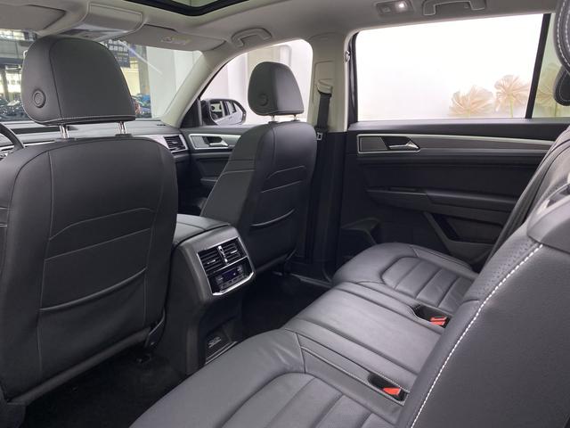 Volkswagen Tourang 2021 Черный из Китая