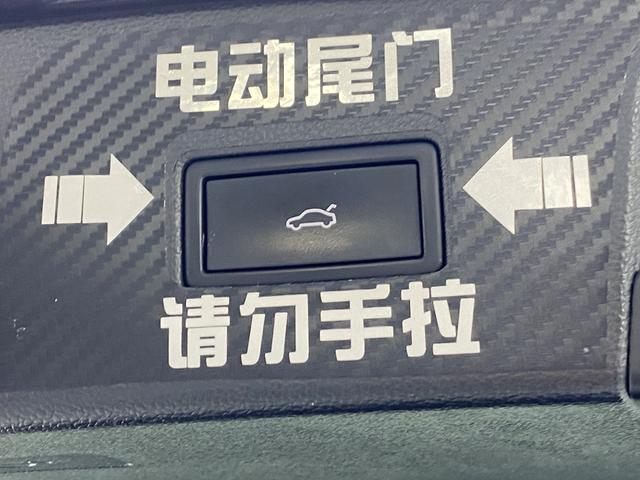 Volkswagen Tourang 2021 Черный из Китая, фото 3