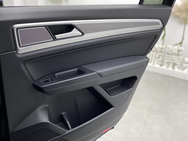 Volkswagen Tourang 2021 Черный из Китая, фото 6