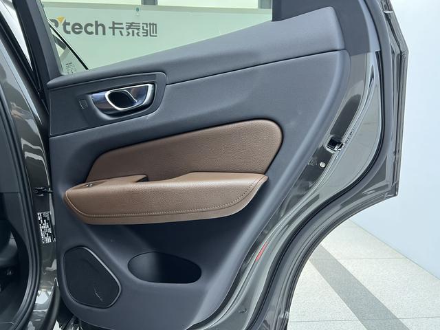 Volvo XC60 id 3856907 из Китая 24