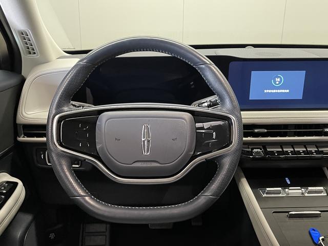 Lincoln Corsair 2023 2.0 T 2 WD — фото 20