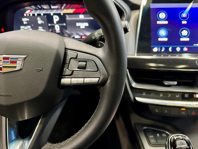 Cadillac CT5 2023 28 T Luxury — фото 15