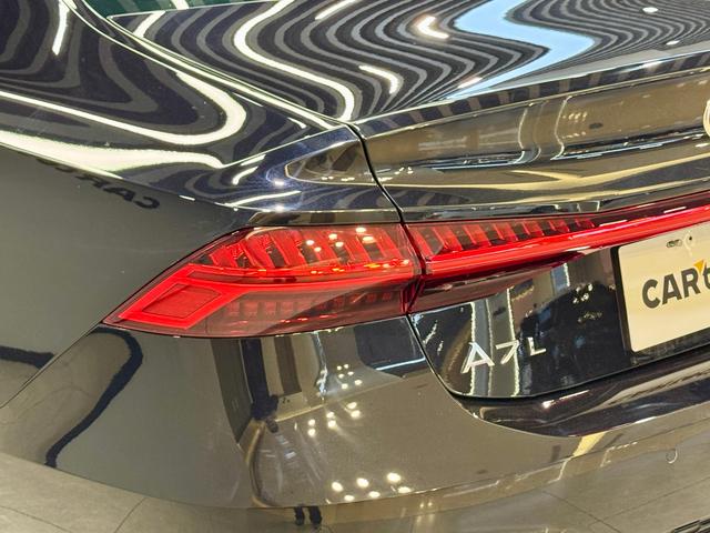 Audi A7L id 3849801 из Китая 13