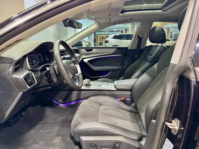 Audi A7L id 3849801 из Китая 19