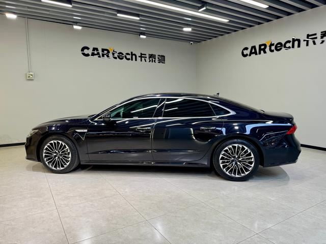 Audi A7L id 3849801 из Китая 20