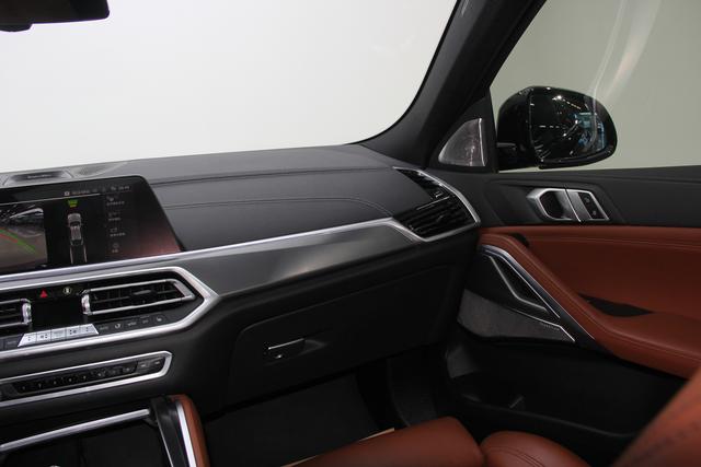 BMW X6 2022 x Drive 30i M — фото 10