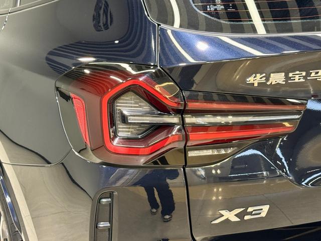BMW X3 2023 x Drive 30i Leading M — фото 10