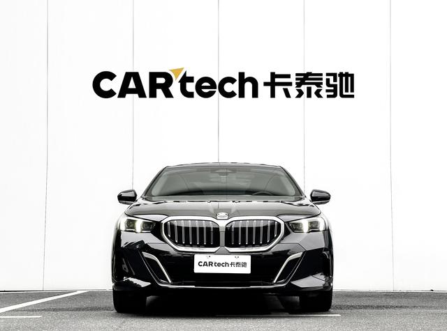 BMW 5-Series 2024 530 Li Leading M — фото 2