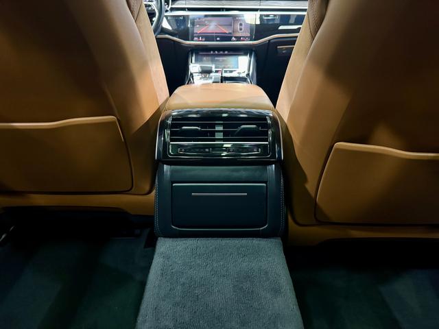 Audi A8 2023 A 8 L 50 TFSI quattro — фото 15