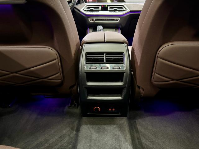 BMW X5 2022 x Drive 30 Li M — фото 11