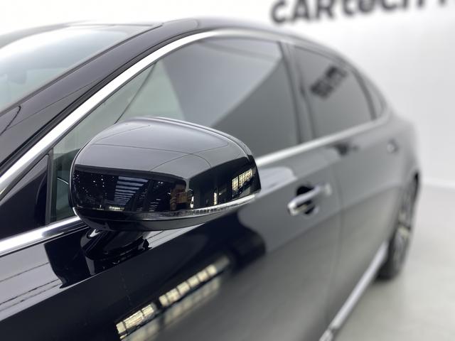 VOLVO S90 2023 — фото 16