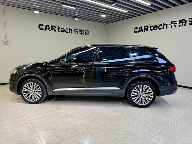 Audi Q7 2021 45 TFSI quattro S line Sport — фото 4