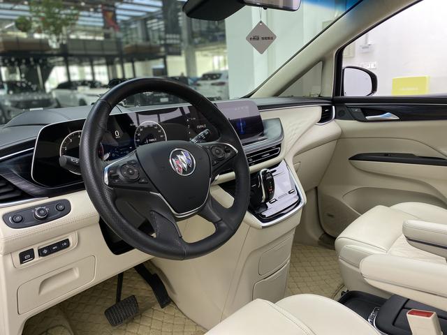 Buick GL8 id 3837562 из Китая 27