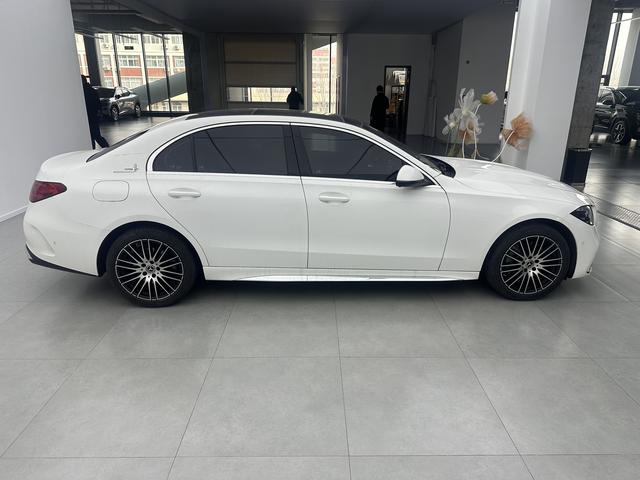 Mercedes-Benz Class C 2023 Белый из Китая, фото 4