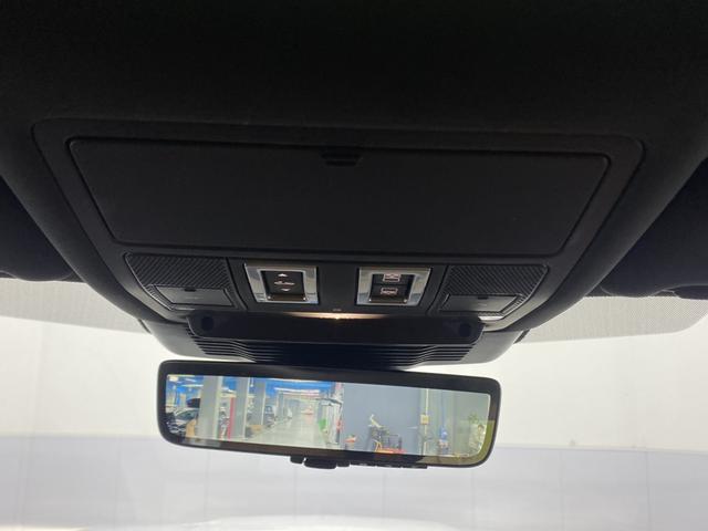 Jaguar XFL 2024 2.0 T P 300 4 WD — фото 16