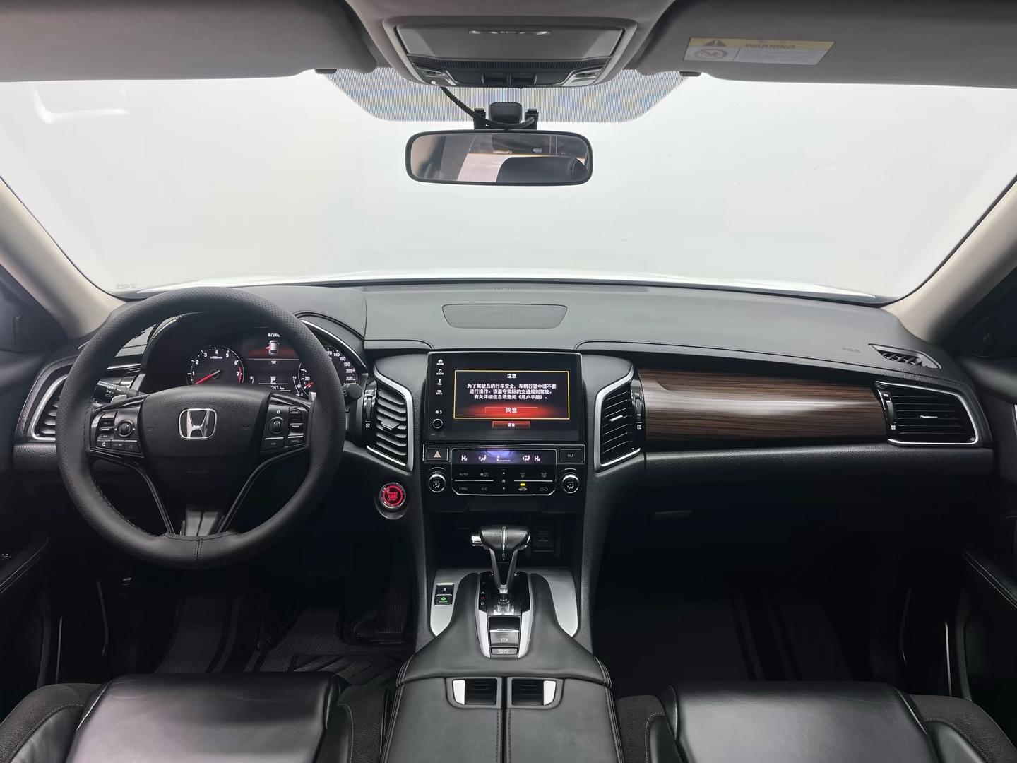Honda Avancier 2017 240TURBO