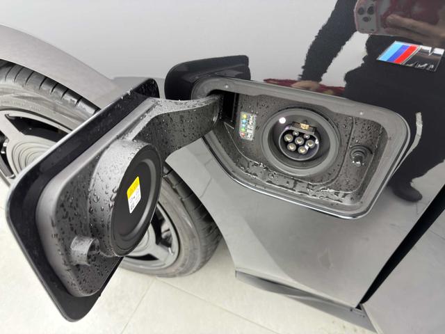 BMW i7 2025 Черный из Китая, фото 6