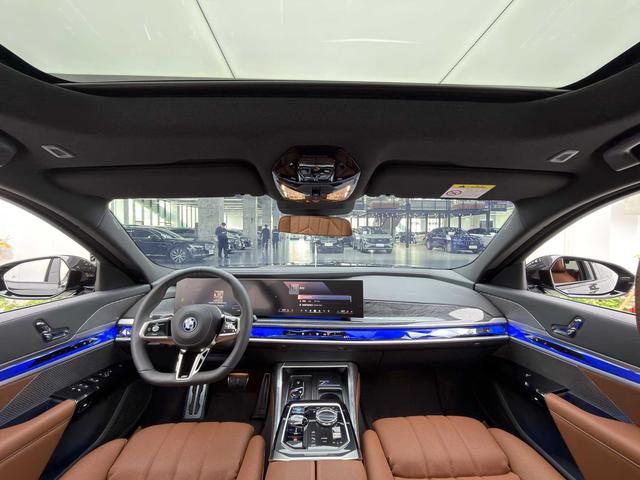 BMW i7 id 3837570 из Китая 9