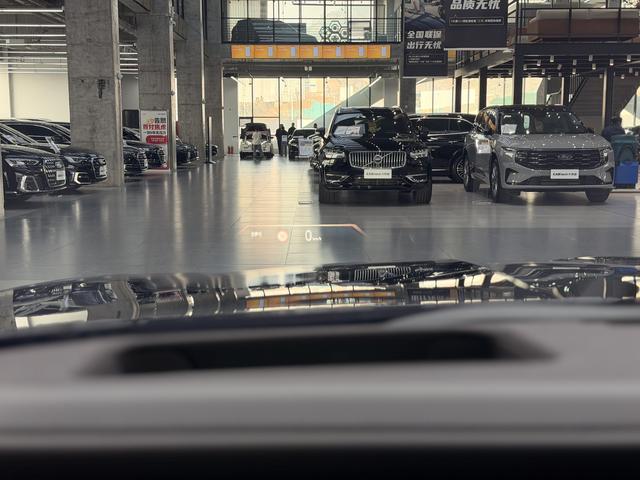 BMW i7 id 3837570 из Китая 18