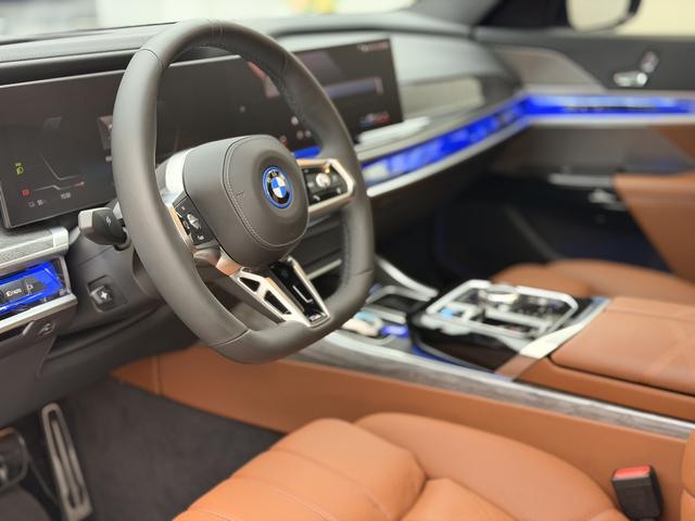 BMW i7 id 3837570 из Китая 25