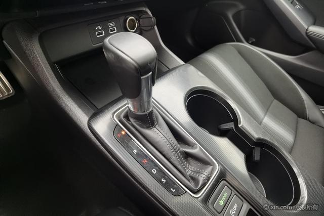 Honda Civic 2022 240 TURBO CVT — фото 14