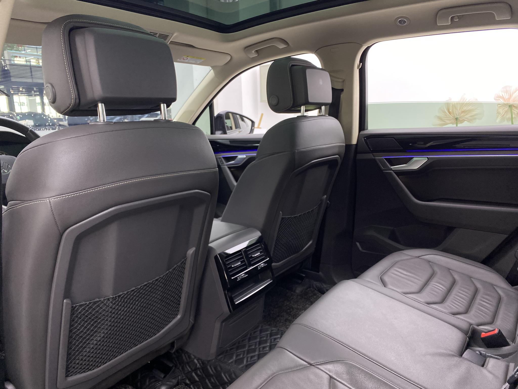 Volkswagen Touareg 2022 3.0TSI Sport
