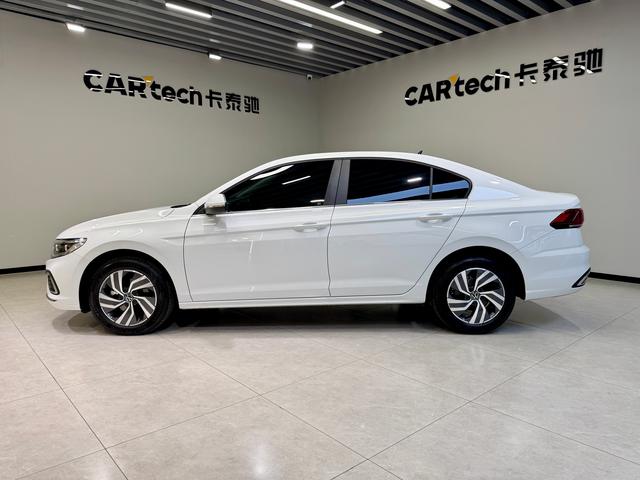 Volkswagen Bora 2025 200 TSI DSG — фото 4
