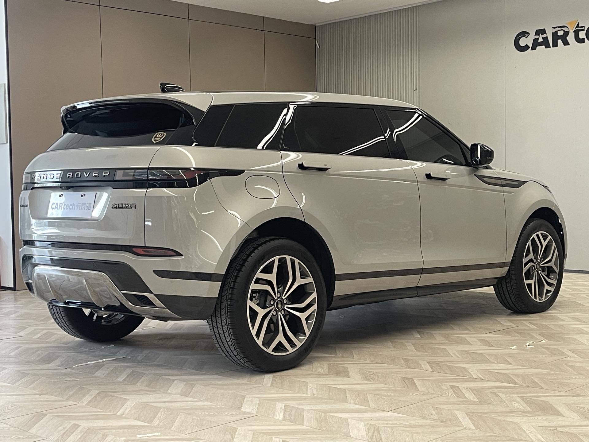 Land Rover Range Rover Evoque 2024 L 2.0T SE