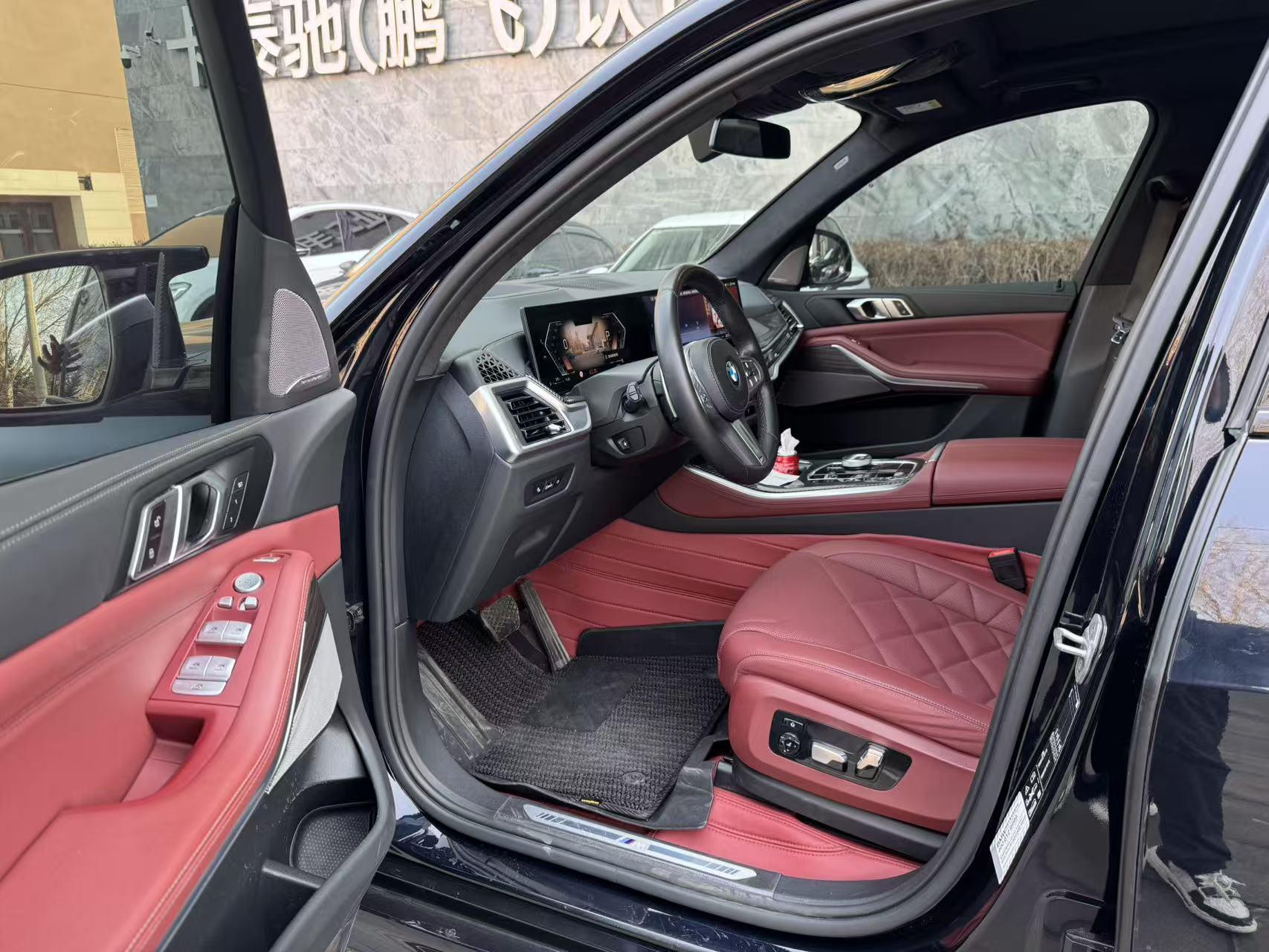 BMW X5 2023 xDrive40Li M Sport