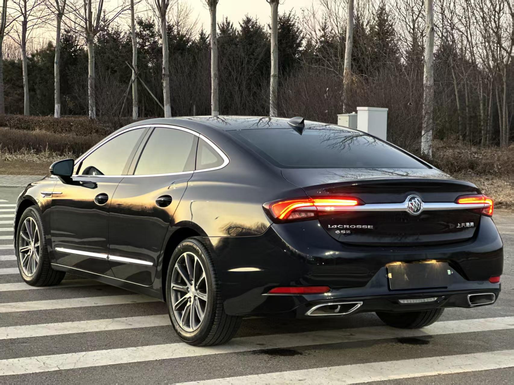 Buick LaCrosse 2021 652T Luxury
