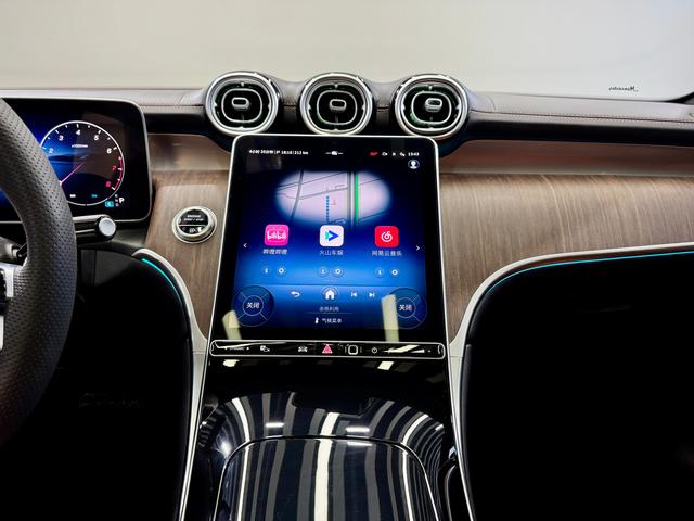 Mercedes-Benz GLC 2025 GLC 300 L 4 MATIC 5 — фото 13