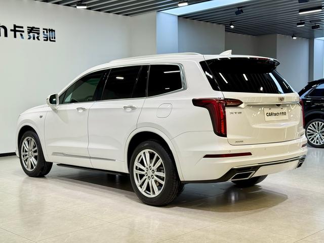 Cadillac XT6 2022 2.0 T 4 WDLuxury — фото 5