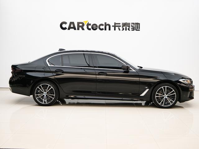 BMW 5-Series 2023 530 Li Leading — фото 5