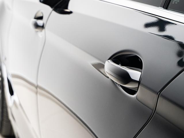 BMW 5-Series 2023 530 Li Leading — фото 15