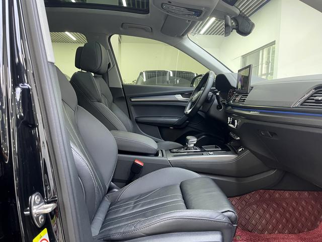 Audi Q5L 2022 40 T RS — фото 19