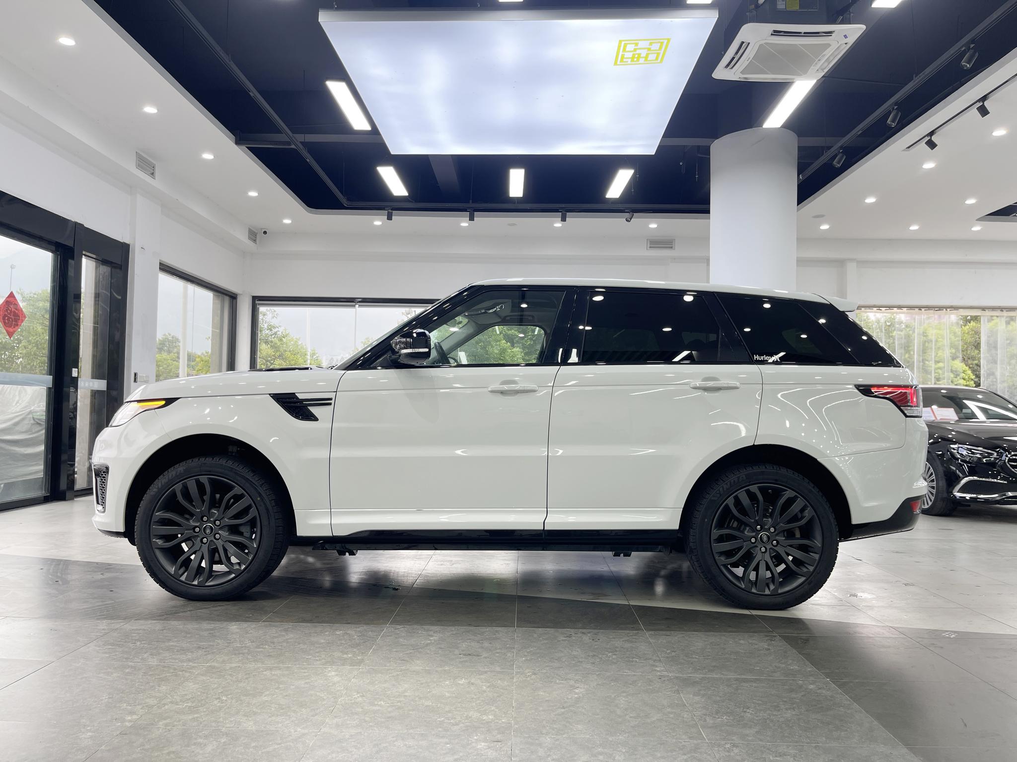 Land Rover Range Rover Sport Sport 2017 3.0 V6 SC HSE DYNAMIC