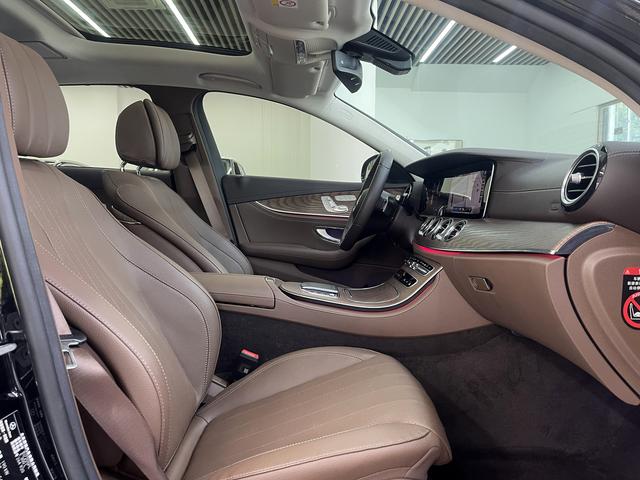 Mercedes-Benz E-Class 2023 E 300 L Luxury — фото 15