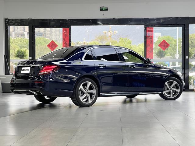 Mercedes-Benz E-Class 2017 E 300 L Luxury — фото 5