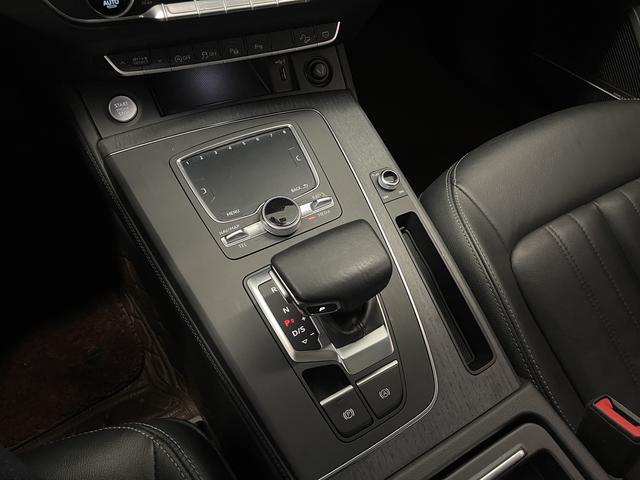 Audi Q5L 2020 45 TFSI — фото 19
