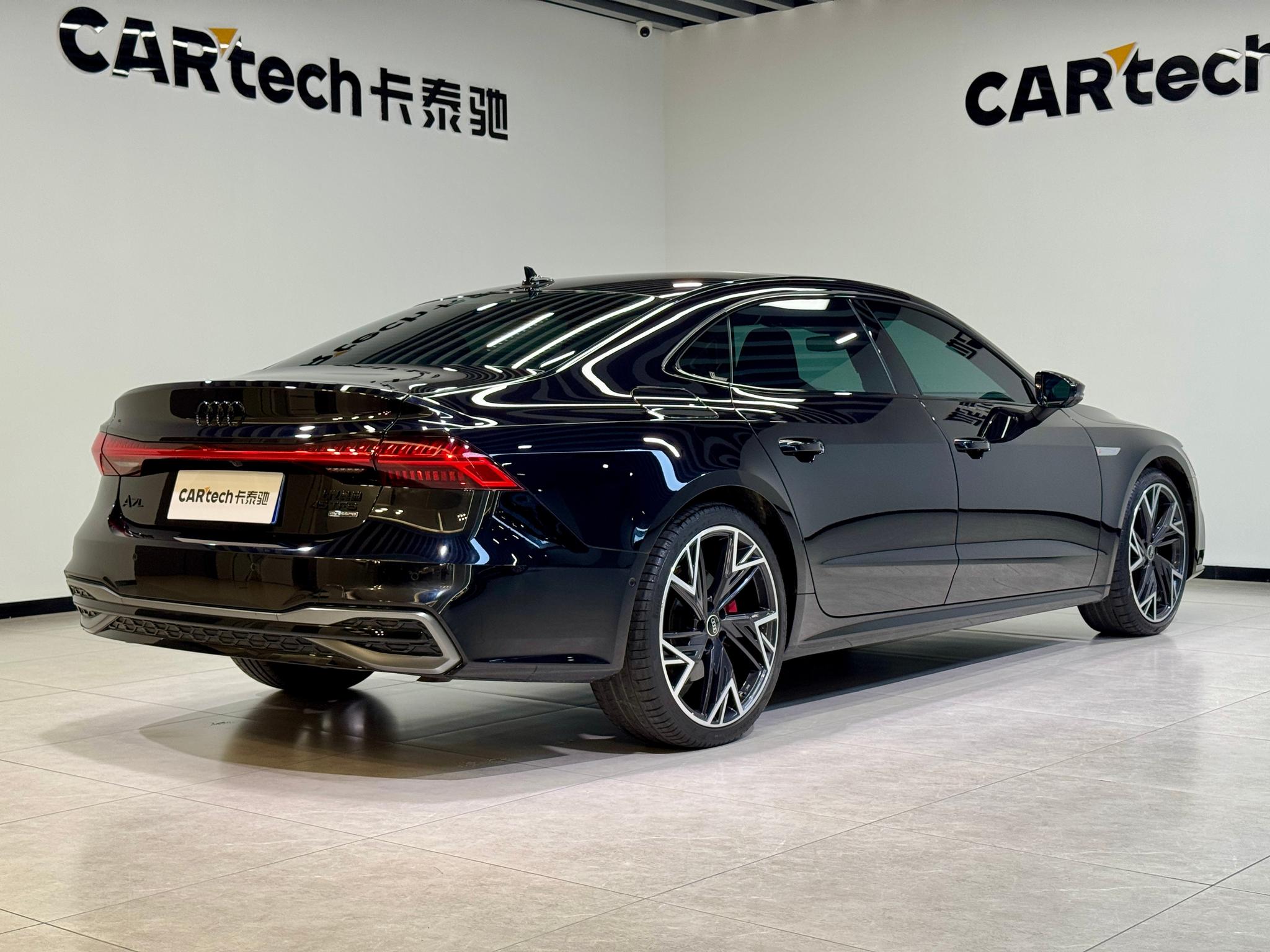 Audi A7L 2024 45 TFSI quattro