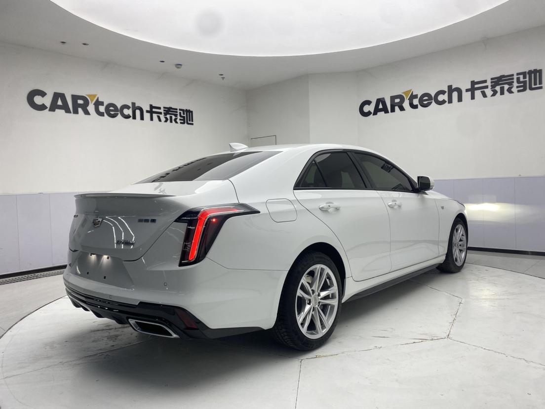 Cadillac CT4 2022 28T